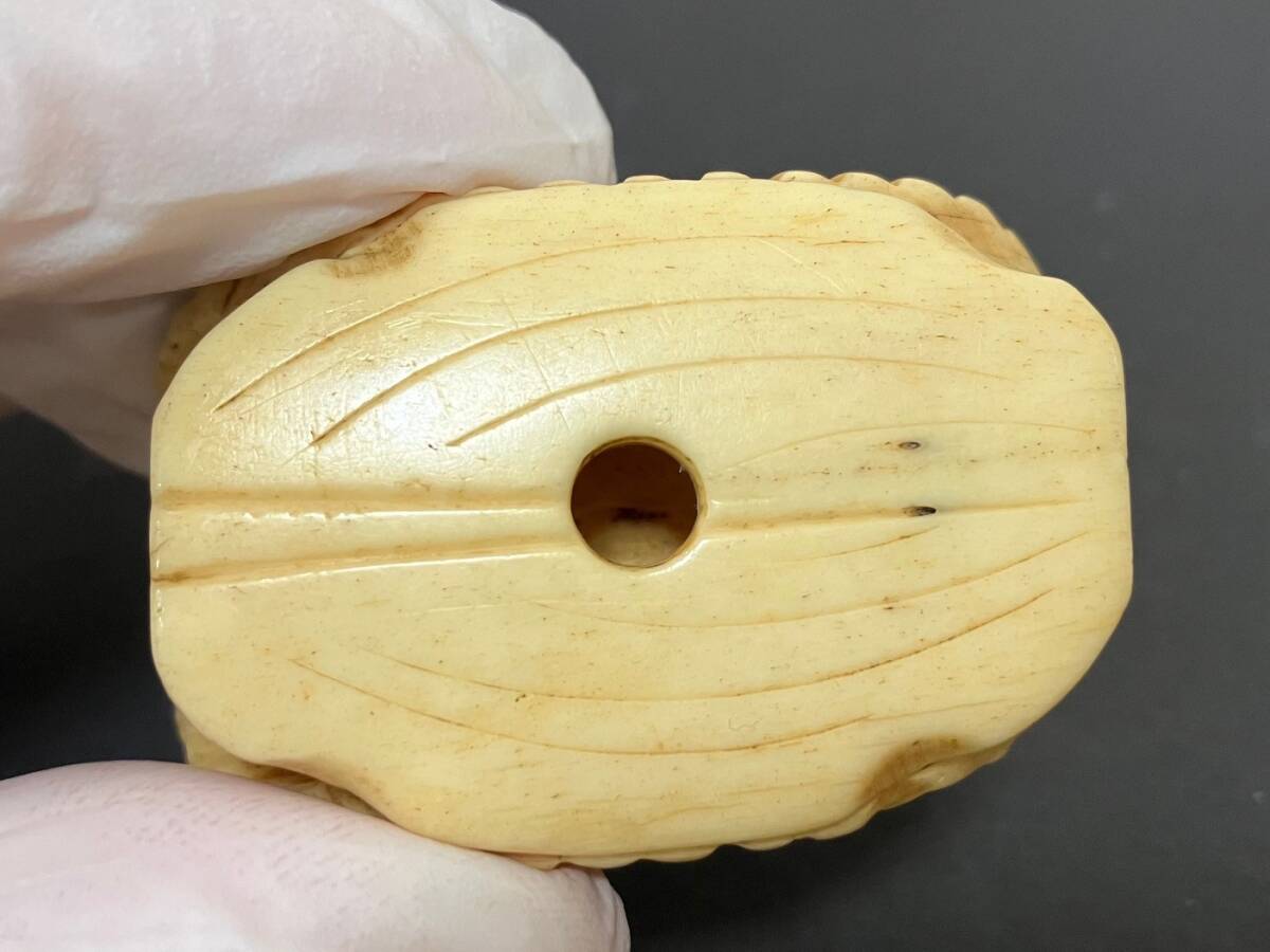 16500 антиквариат товар netsuke орнамент .. предмет античный .. морское ушко * информация . изображение . уточните пожалуйста ..
