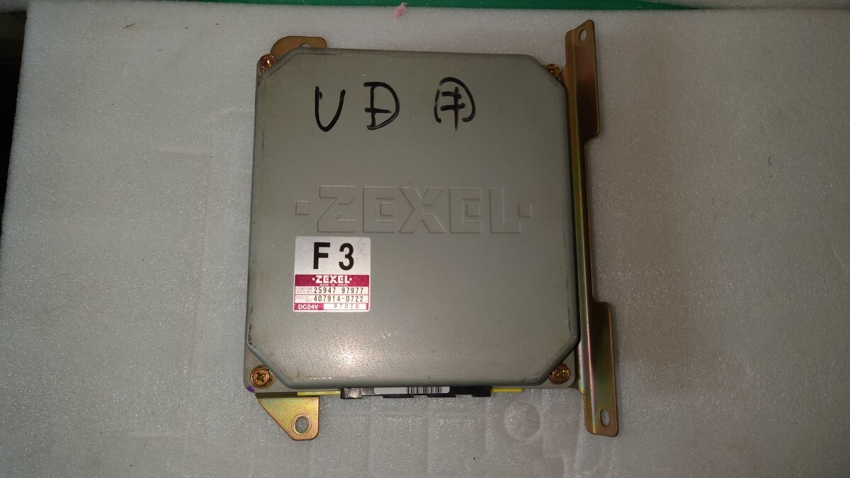 【引取限定3日間出品残1日】 当時物 レーシングビート PCD100/114.3 Yahoo!オークション - 日産 UD ZEXEL F3 エンジン コンピュータ