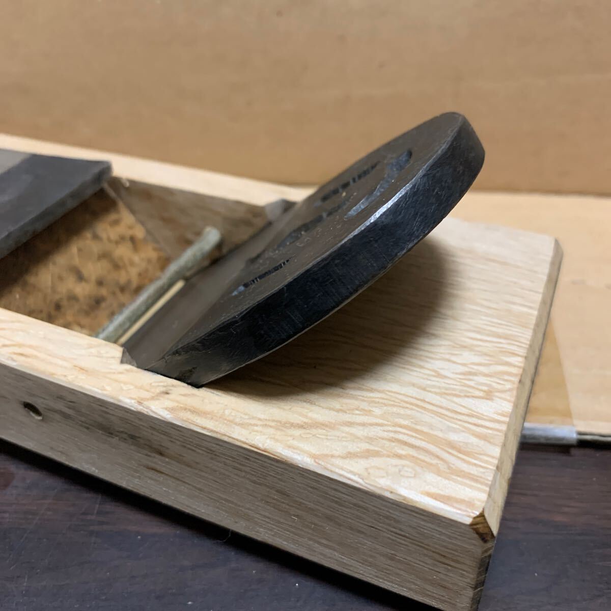 初弘 寸8鉋 新潟鉋 大工道具 鉋 カンナ かんな DIY 工具 工芸品 初弘 寸8鉋 新潟鉋 大工道具 鉋 カンナ かんな DIY 工具 工芸品