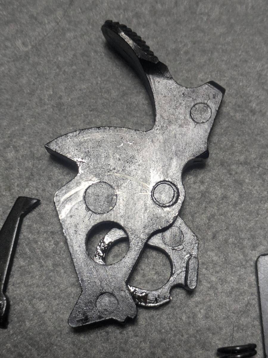 MGC製 パイソン（未発火）内部部品一式 ABSモデルガン【動作品】