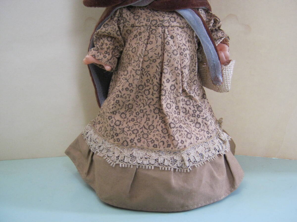 岩井産業【 サンロロ グリーンキャメル 月岡知幸 オルゴール付き回転人形(回転オルゴール:禁じられた遊び)】_画像4