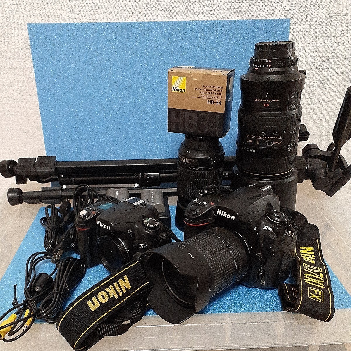 ニコンD700 Nikon AF VR80-400レンズ他 バッテリー2個 充電器2台 ニコンD700 Nikon AF VR80-400レンズ他 バッテリー2個 充電器2台
