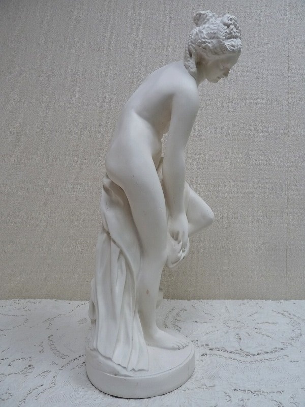 (☆BM)TOPART/トップアート 湯浴みするヴィーナス像 高さ63.5㎝/5.5kg 西洋彫刻 裸婦像 女性像 デッサン像 石膏 クラッシックレトロ 置物_画像6