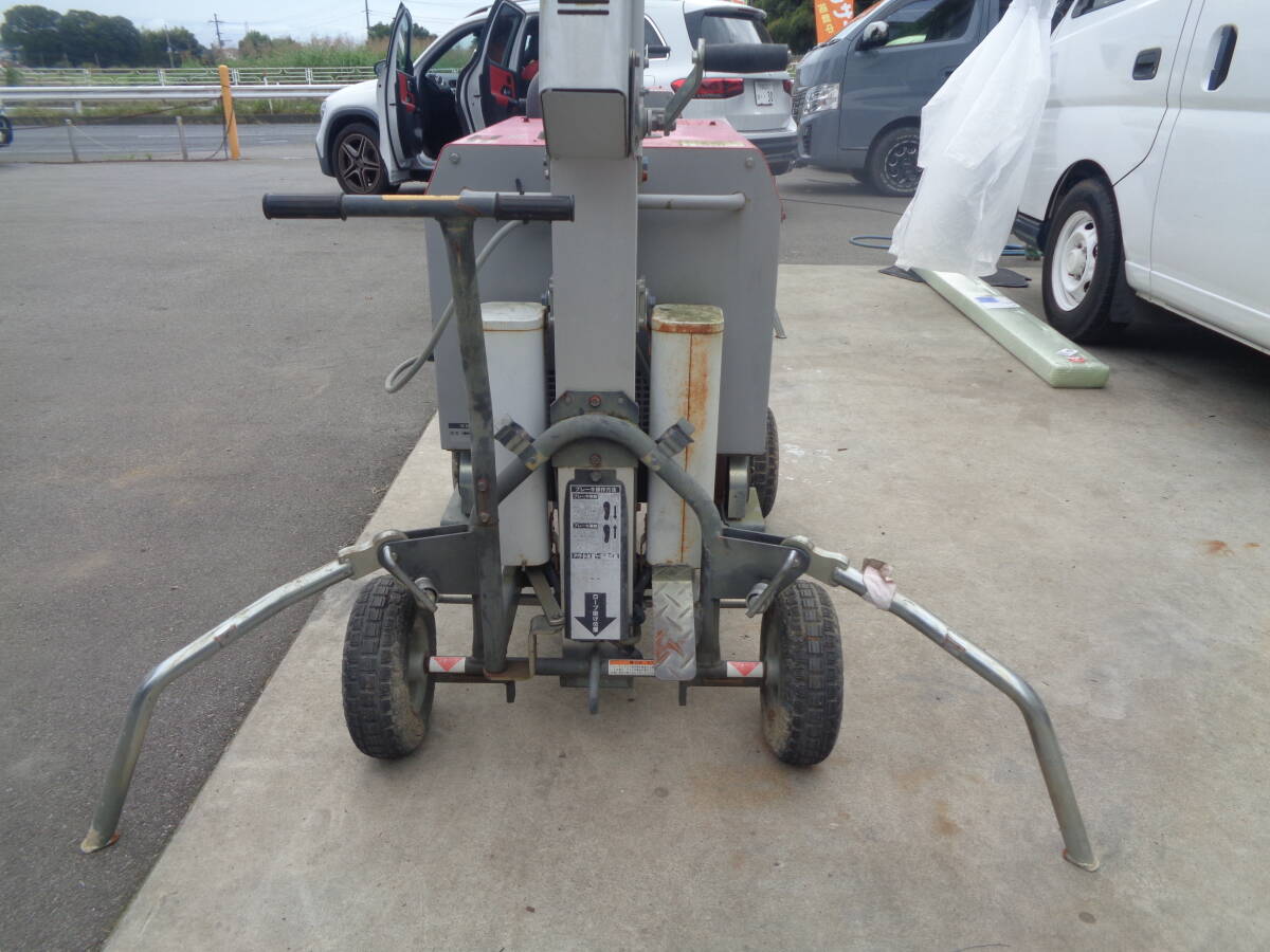 新ダイワ 4灯式 投光器50インバータ発電機② 新ダイワ 4灯式 投光器50インバータ発電機②