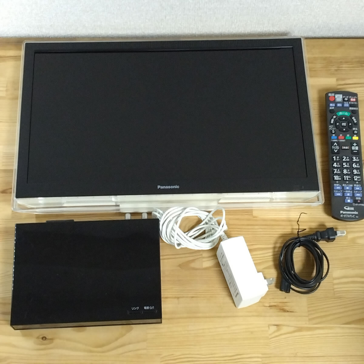 Panasonic 19インチ ポータブルテレビ プライベートビエラ UN