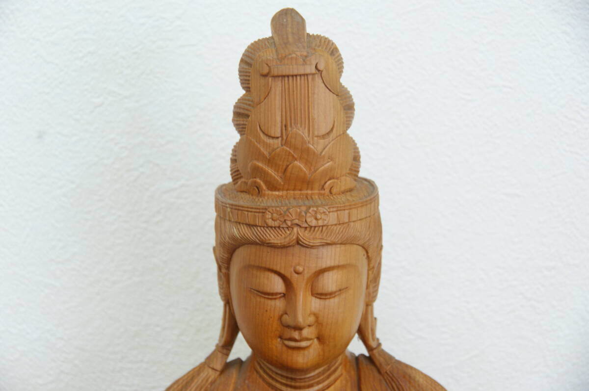 木彫り 一刀彫 仏像 観音様 訳あり 木彫り 観音様 一刀彫 高さ63cm(仏像)|売買された