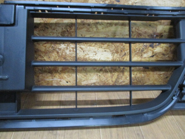 ワゴンR カスタムZ MH95S フロントグリル ワゴンR FZ（MH55S）】フロントグリル（塗装済み品（2色塗分け