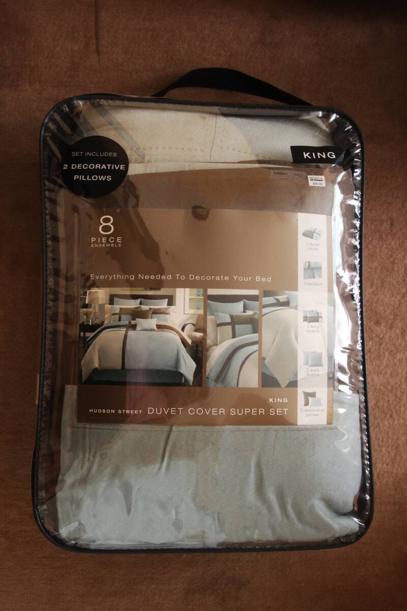 新品■キングベッド用カバー＆ピロークッション等8点セット covers and pillows for a king bed