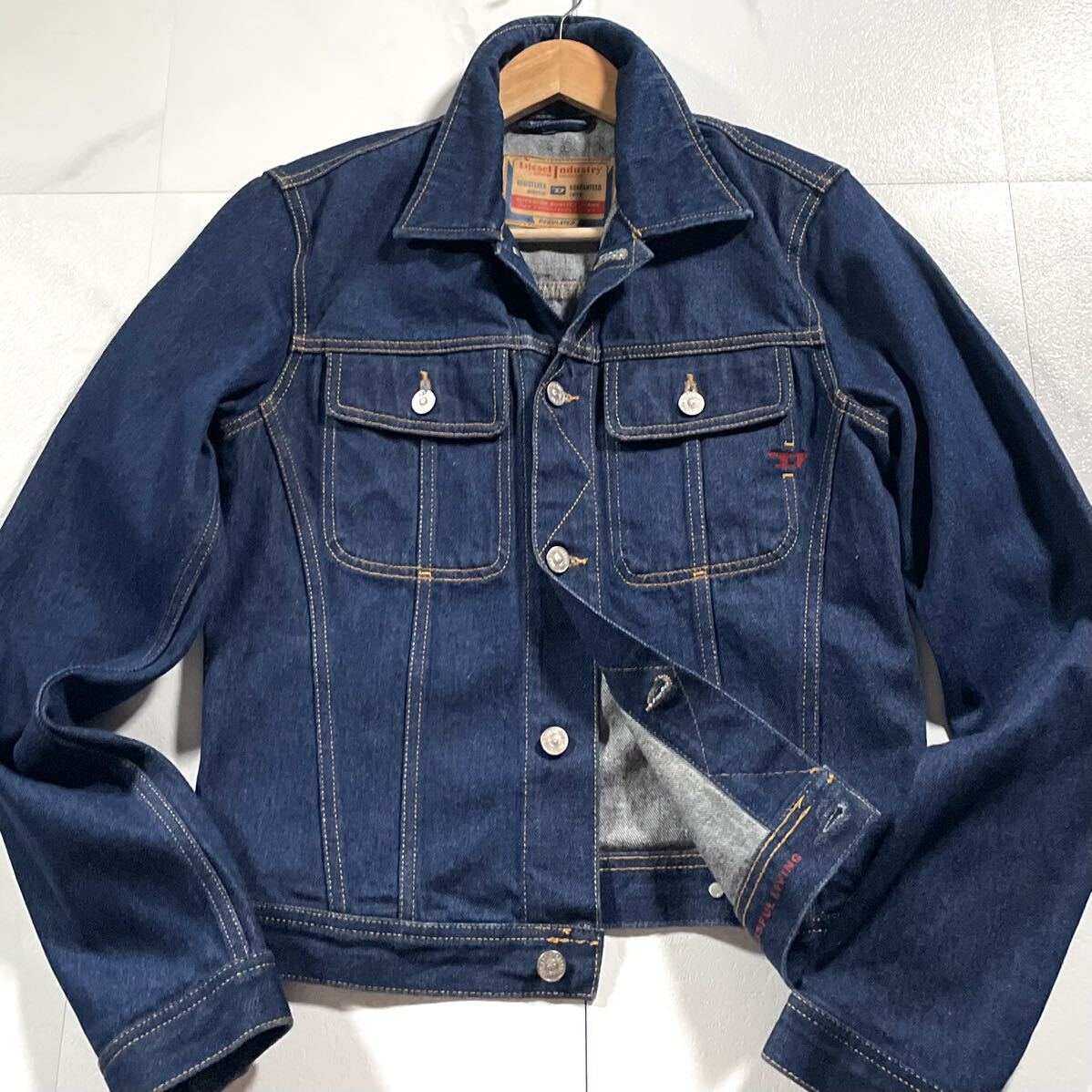 極美品 近年モデル DIESEL ディーゼル デニムジャケット 極美品 近年モデル DIESEL ディーゼル デニムジャケット