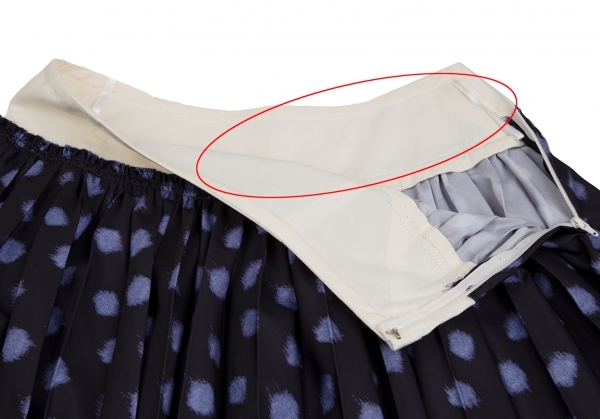 コムコム コムデギャルソンCOMME des GARCONS ウエスト切替ぼかしドットプリーツスカート 紺紫オフS 【レディース】_画像6