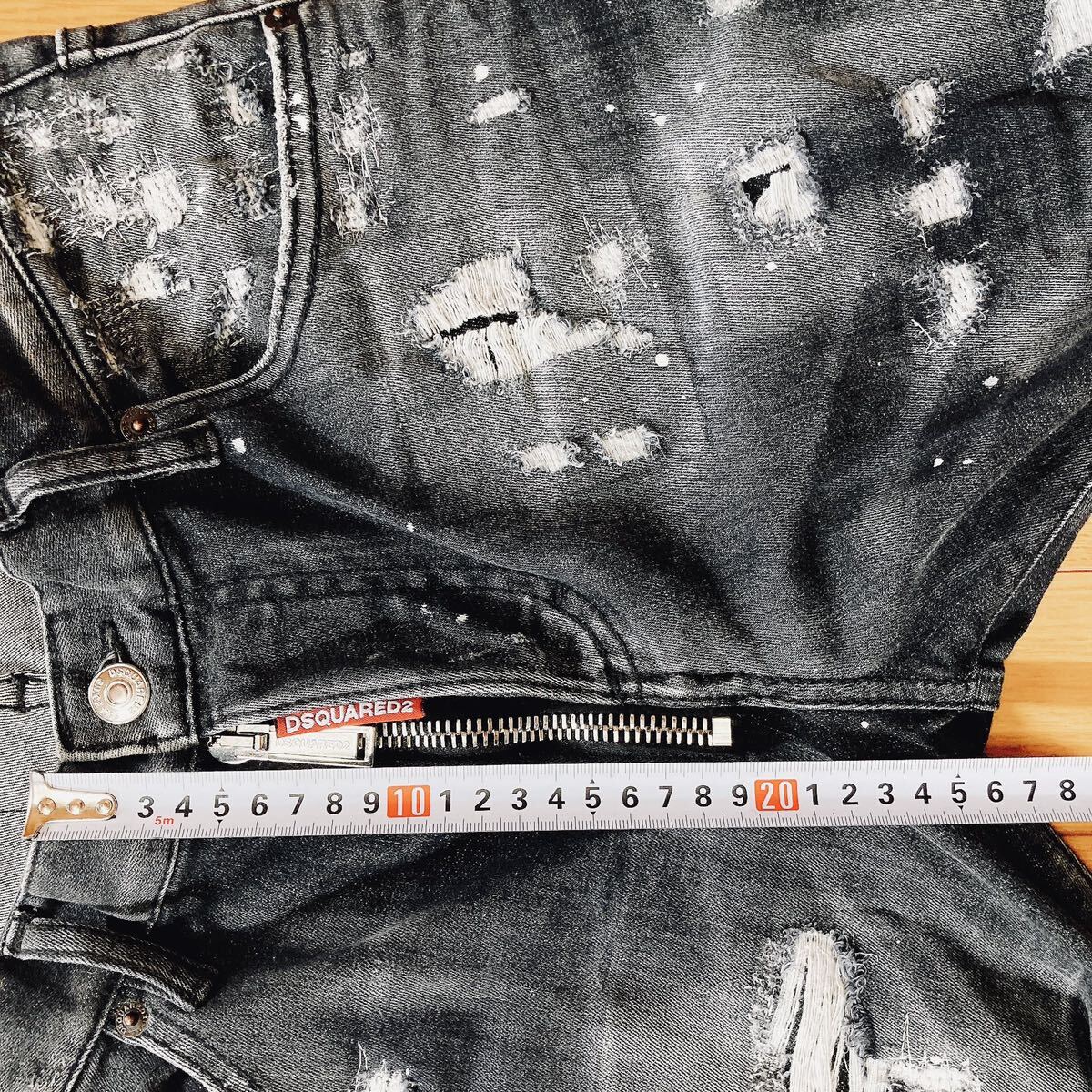 極美品 DSQUARED2 Skater Jean 44 ディースクエアード スキニー 極美品 DSQUARED2 Skater Jean 44 ディースクエアード スキニー