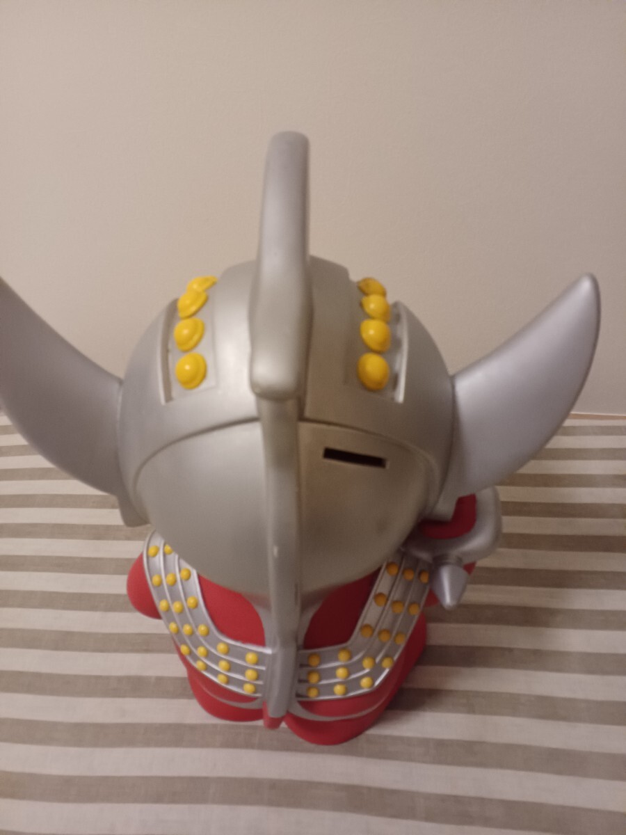 ウルトラマンタロウ 特大貯金箱 キャップあります 円谷プロ 貯金
