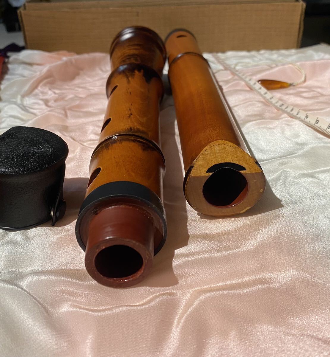 中古☆美品☆ 尺八 銘木尺八 胡蝶 都山流 二本継/和楽器 木 中古☆美品☆ 尺八 銘木尺八 胡蝶 都山流 二本継/和楽器 木