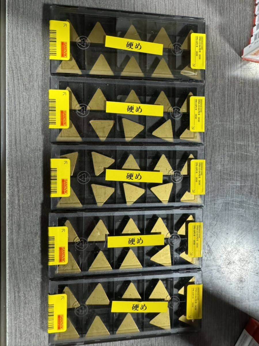 サンドビック フライスチップ TPKN2204PD R 2030 5ケース サンドビック フライスチップ TPKN2204PD R 2030 5ケース