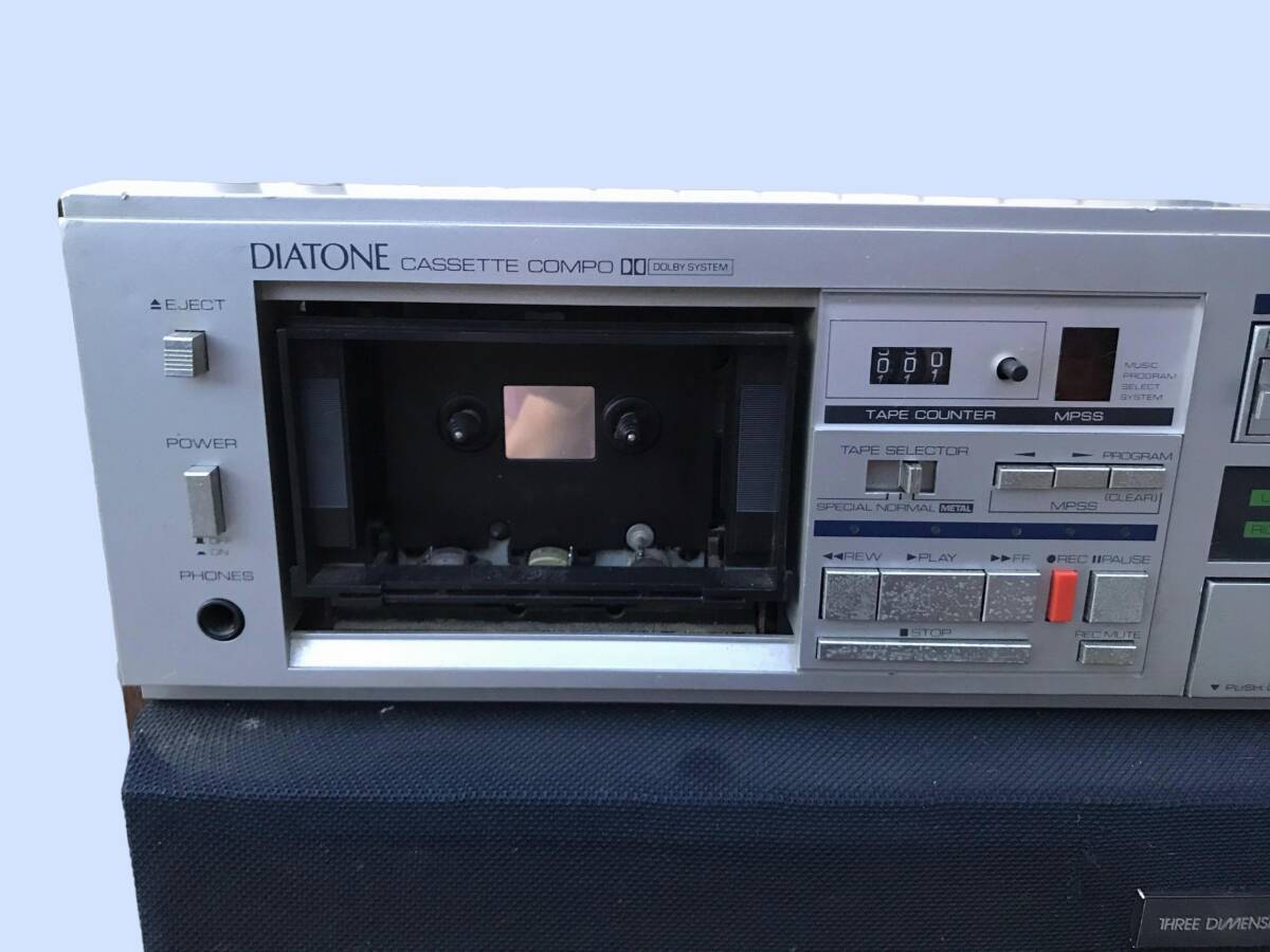 M4043 DIATONE ダイヤトーン Y-700 カセットコンポ 大型 三菱 M4043 DIATONE ダイヤトーン Y-700 カセットコンポ 大型 三菱