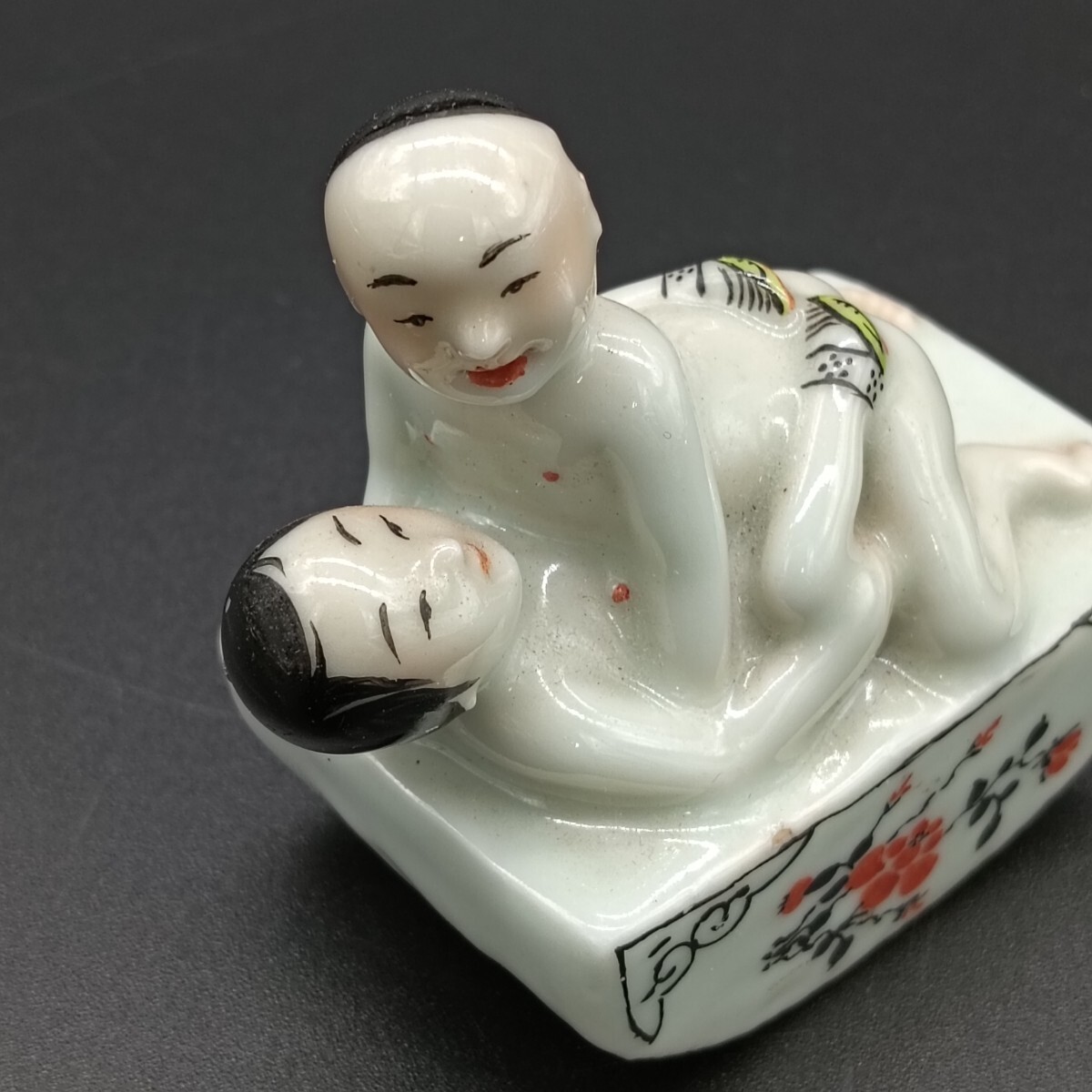 花魁 陶器製艶人形 春画 置物 珍宝 枕絵浮世絵 古物/M0031 花魁 陶器製艶人形 春画 置物 珍宝 枕絵浮世絵 古物/M0031