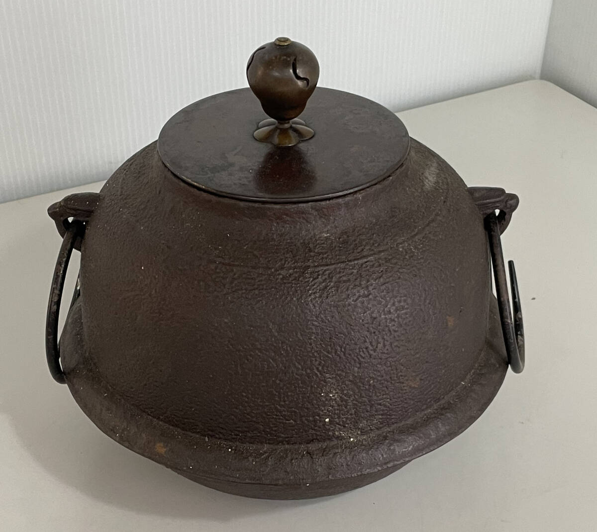 お茶道具 お茶釜丸形釜一 鉄釜 風炉釜(その他)|売買されたオークション情報、yahooの商品情報をアーカイブ公開 - オークファン 銅製 お茶道具 お茶釜丸形釜一 鉄釜 風炉釜(その他)|売買されたオークション情報、yahooの商品情報をアーカイブ公開 - オークファン 銅製