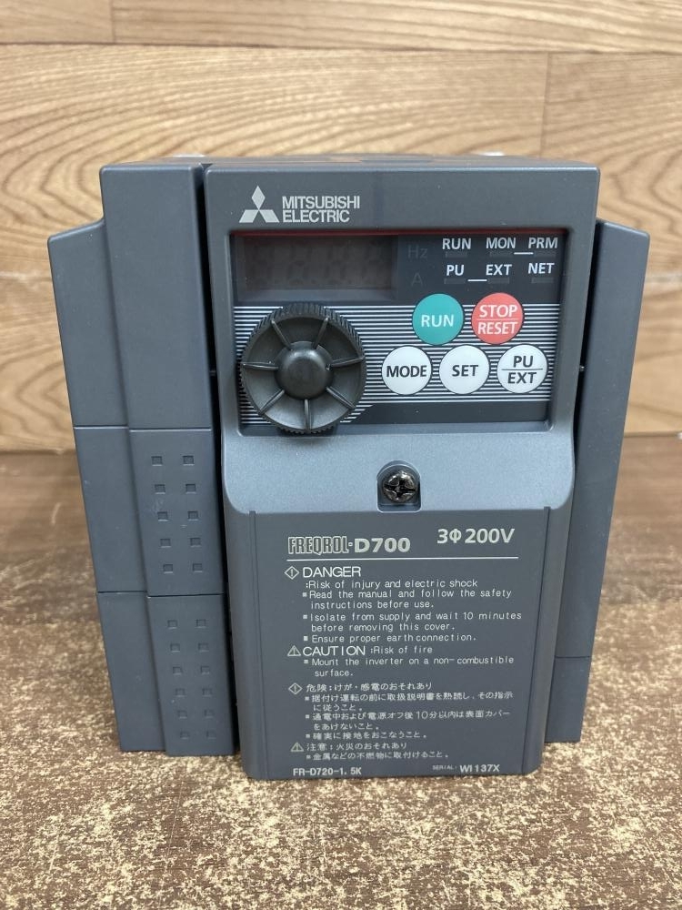002○未使用品○三菱 インバーター FR-D720-1.5K 汎用 3Φ200V 002○未使用品○三菱 インバーター FR-D720-1.5K 汎用 3Φ200V