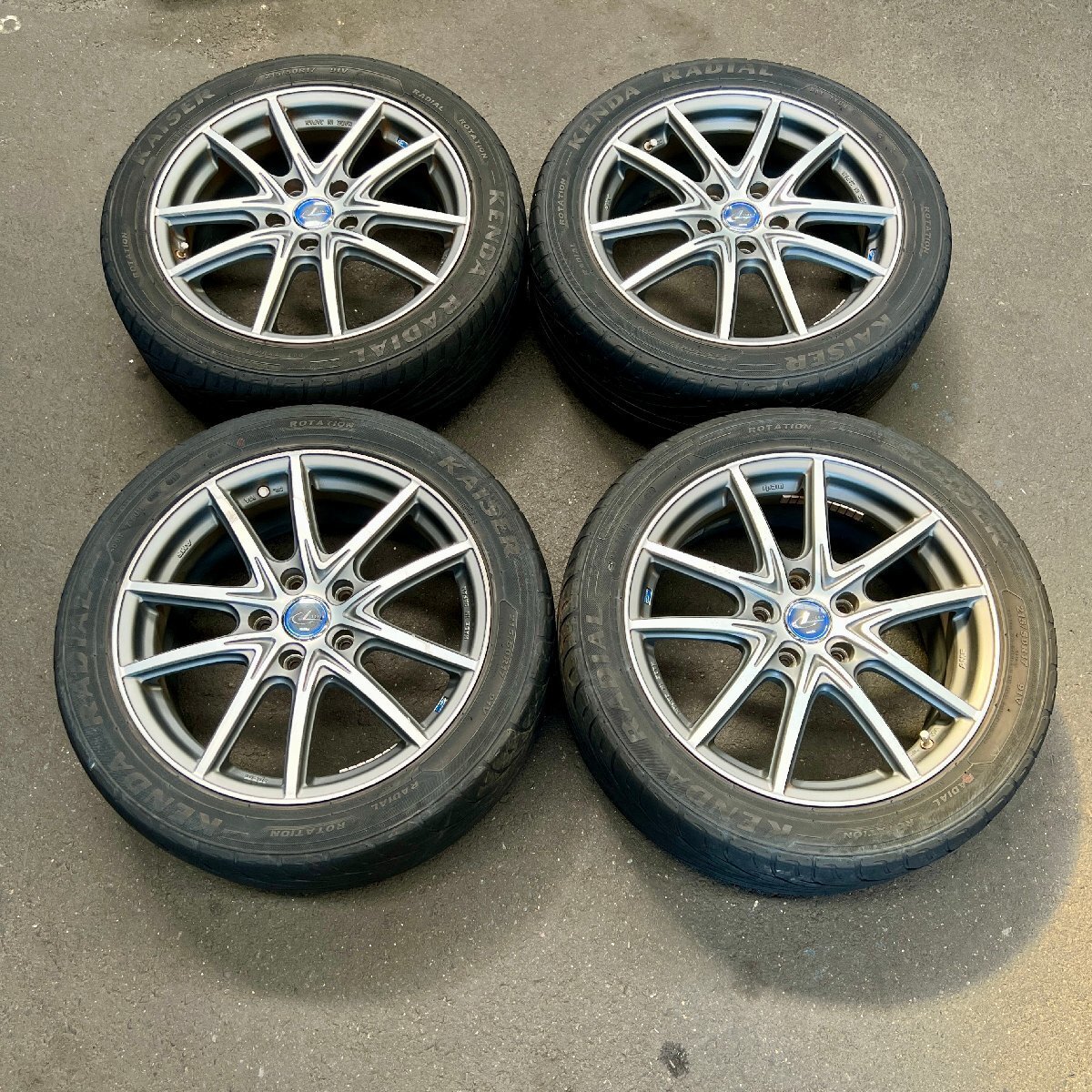 Weds LEONIS NAVIA 01　17×7J　+55　114.3　5穴　215/50R17 タイヤ付き社外ホイール4本セット　
