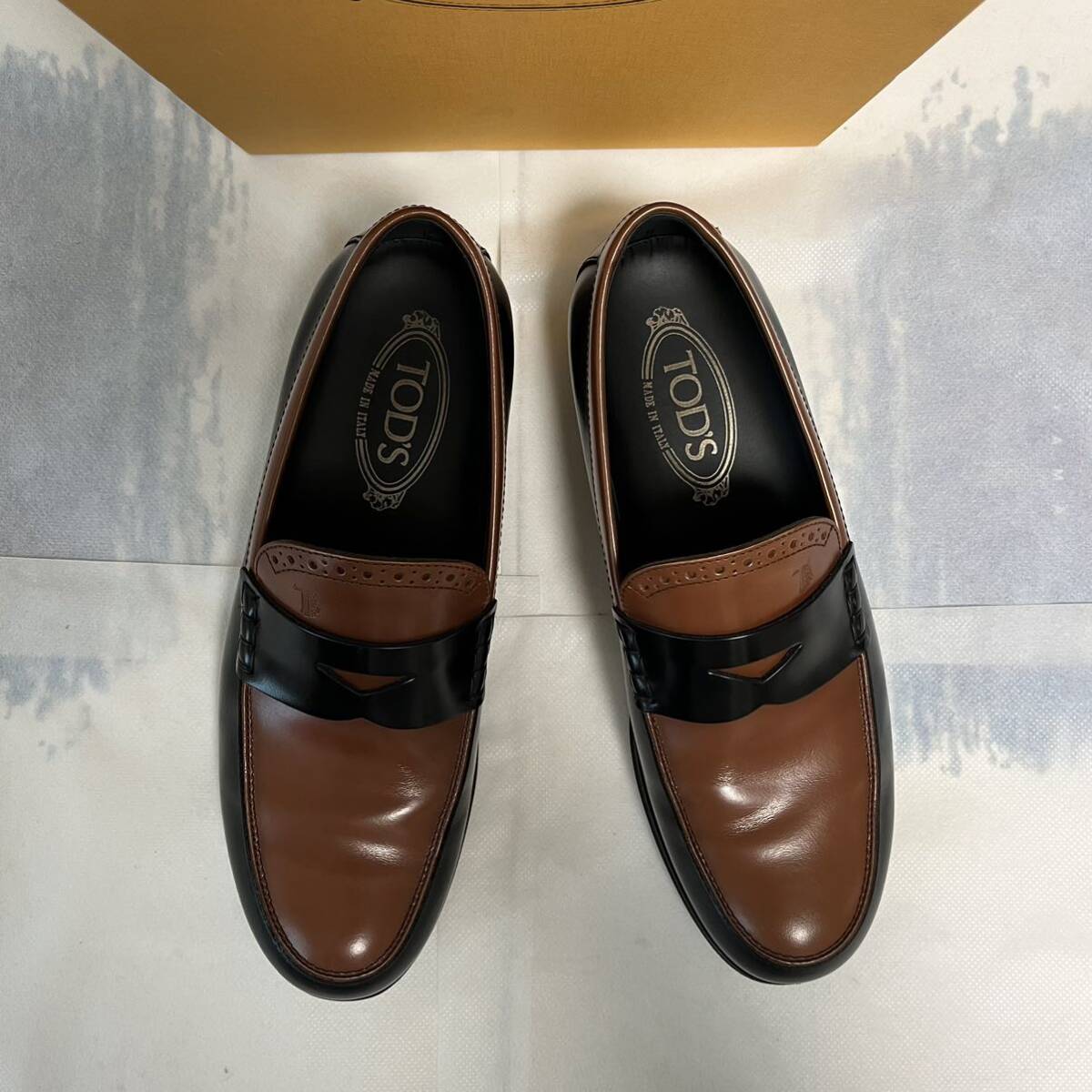 新品未使用 TOD'S 茶黒レザーローファー(UK5 5)|Yahoo!フリマ 新品未使用 TOD'S 茶黒レザーローファー(UK5 5)|Yahoo!フリマ
