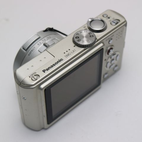 美品 DMC-LX1 シルバー 即日発送 Panasonic LUMIX デジカメ 本体 美品 DMC-LX1 シルバー 即日発送 Panasonic LUMIX デジカメ 本体