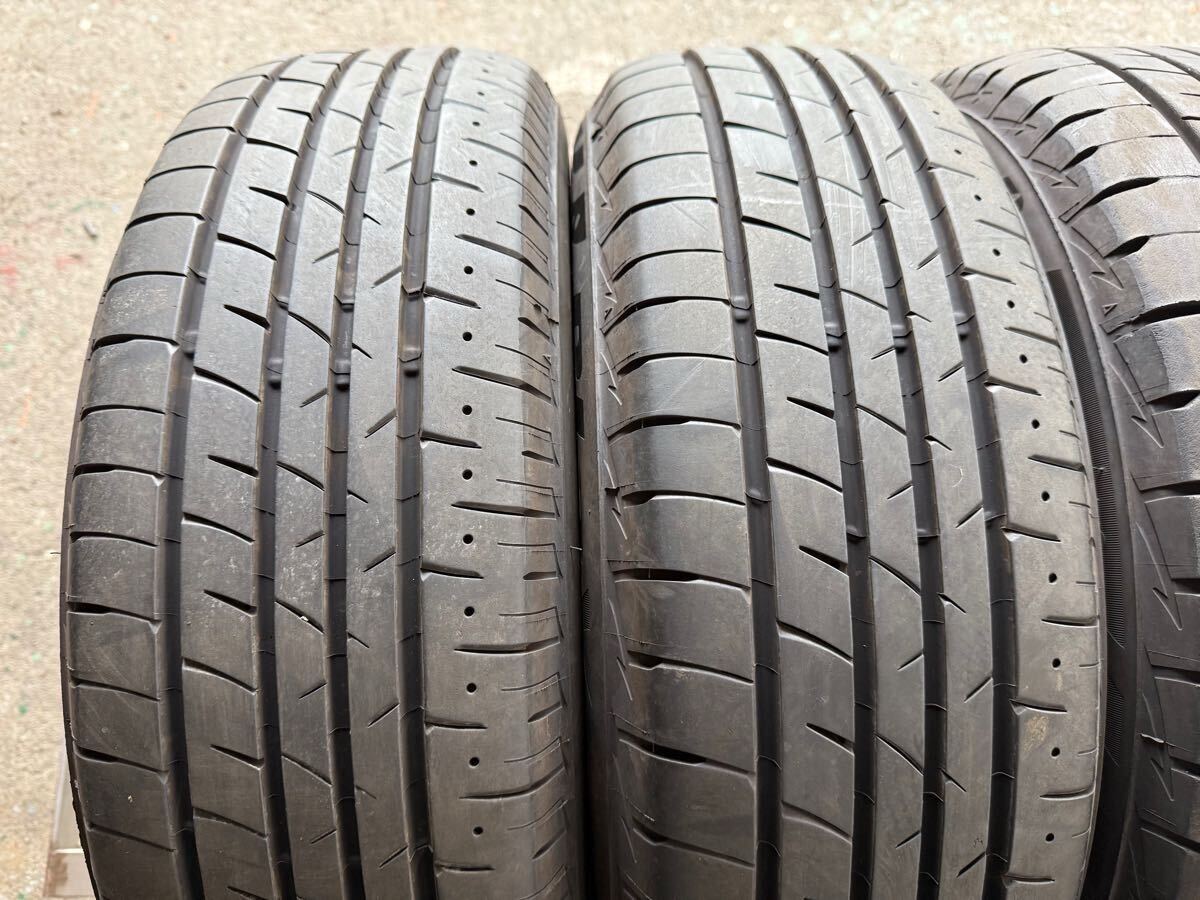 極上バリ山/ブリジストンプレイズPX-RV2 205/65R16 2020年/4本 A925 エルグランド アルファード セレナ ヤリスクロス等 高級