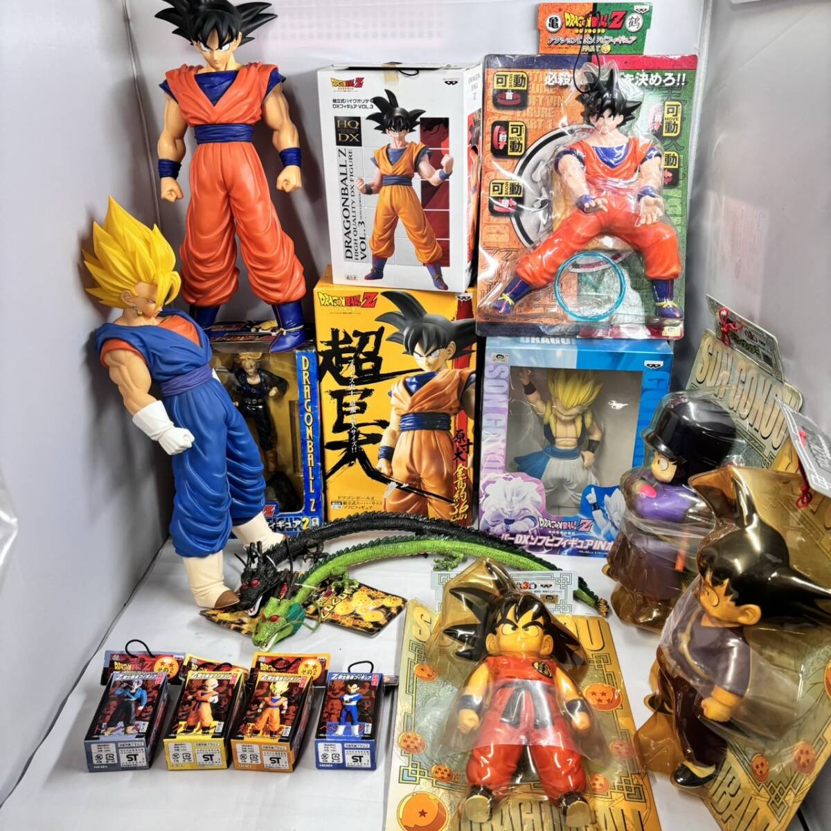 ドラゴンボールZ バンプレスト アクション ソフビフィギュア 超サイヤ人 孫悟空う ゴテンクス ベジット いろいろ まとめて 16点セット