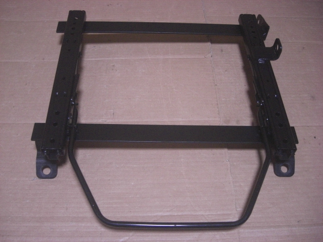 ★ スカイライン ER34 (2WD/FR) 運転席(右) フルバケ セミバケ シートレール BRIDE製★ N105FO ブリッド レカロ 1