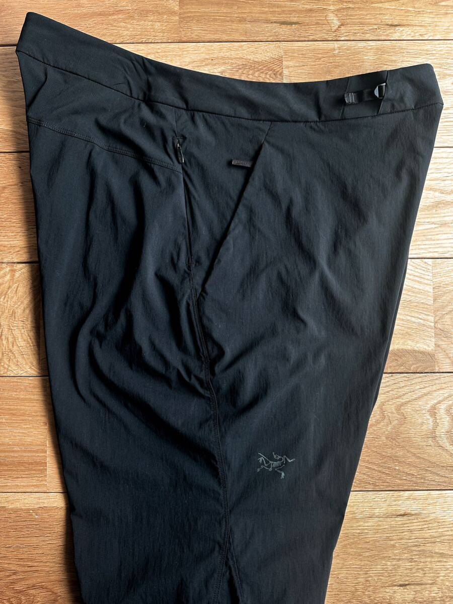 一回着用のみ 極美品】ARC'TERYX Acrople Jogger Black 34 一回着用のみ 極美品】ARC'TERYX Acrople Jogger Black 34