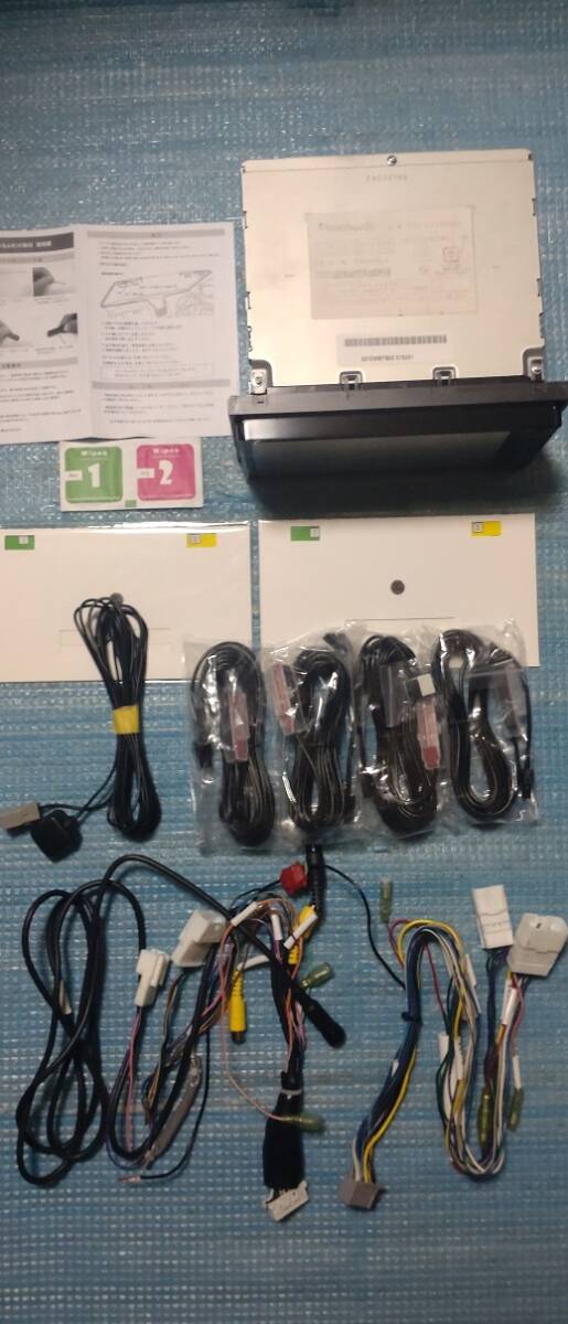 CN-S310WD パナソニック メモリーナビ フルセグTV BluetoothAudio CD録音 DVD SD アンテナ付 トヨタ ダイハツ即決