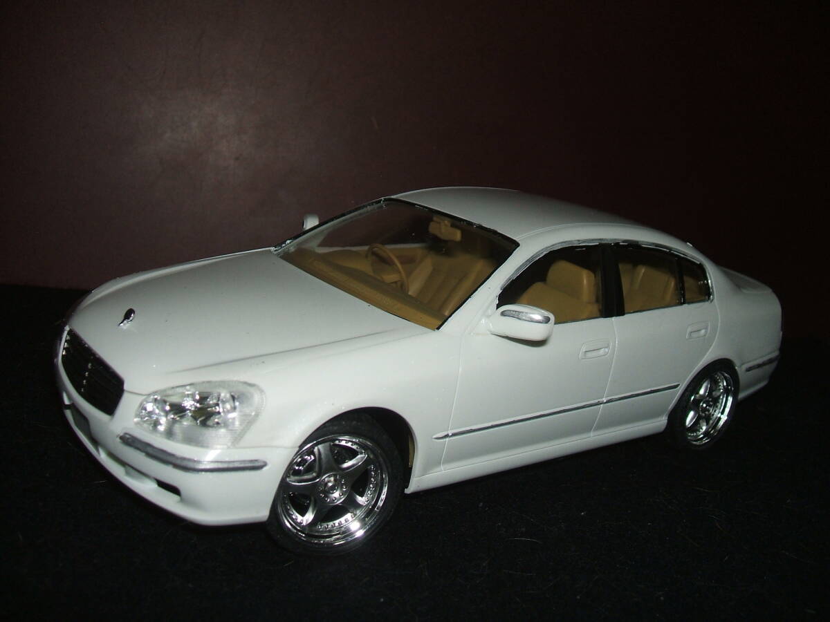AOSHIMA アオシマ文化教材社 1/24 日産シーマ 450 XV(F50) 完成品 NISSAN CIMA 450 XV ニッサングロリアGLORIAセドリックCEDRIC