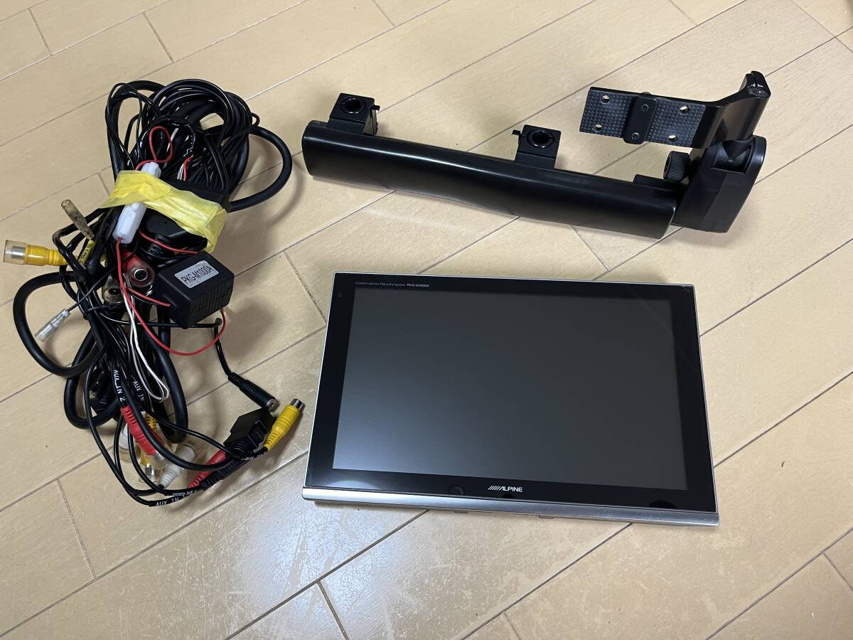 ALPINE モニター PKG-M1000 A 現状渡し Yahoo!オークション - アルパイン ALPINE PKG-M1000A WSVGA 10.2