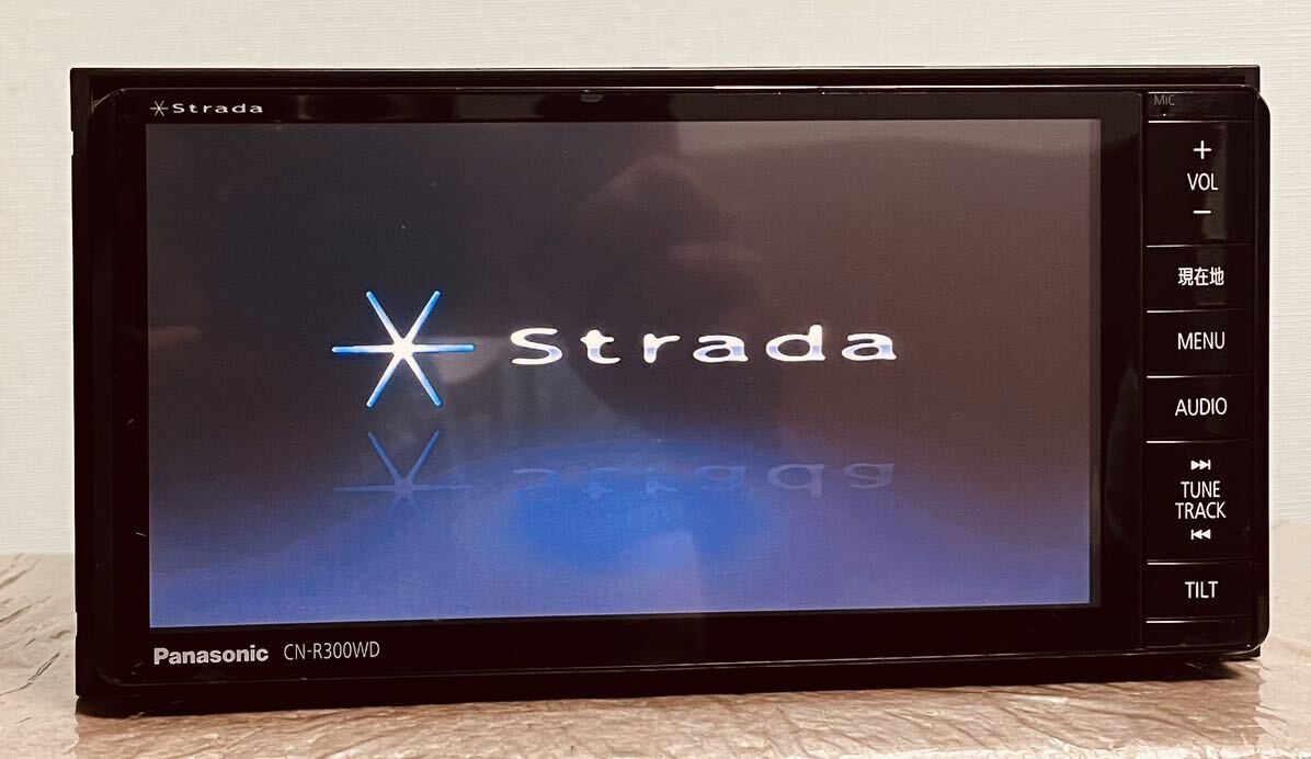 Panasonic strada パナソニック ストラーダ CN-R300WD ★ メモリーナビ★ 地図デ-タ2013★A-0143