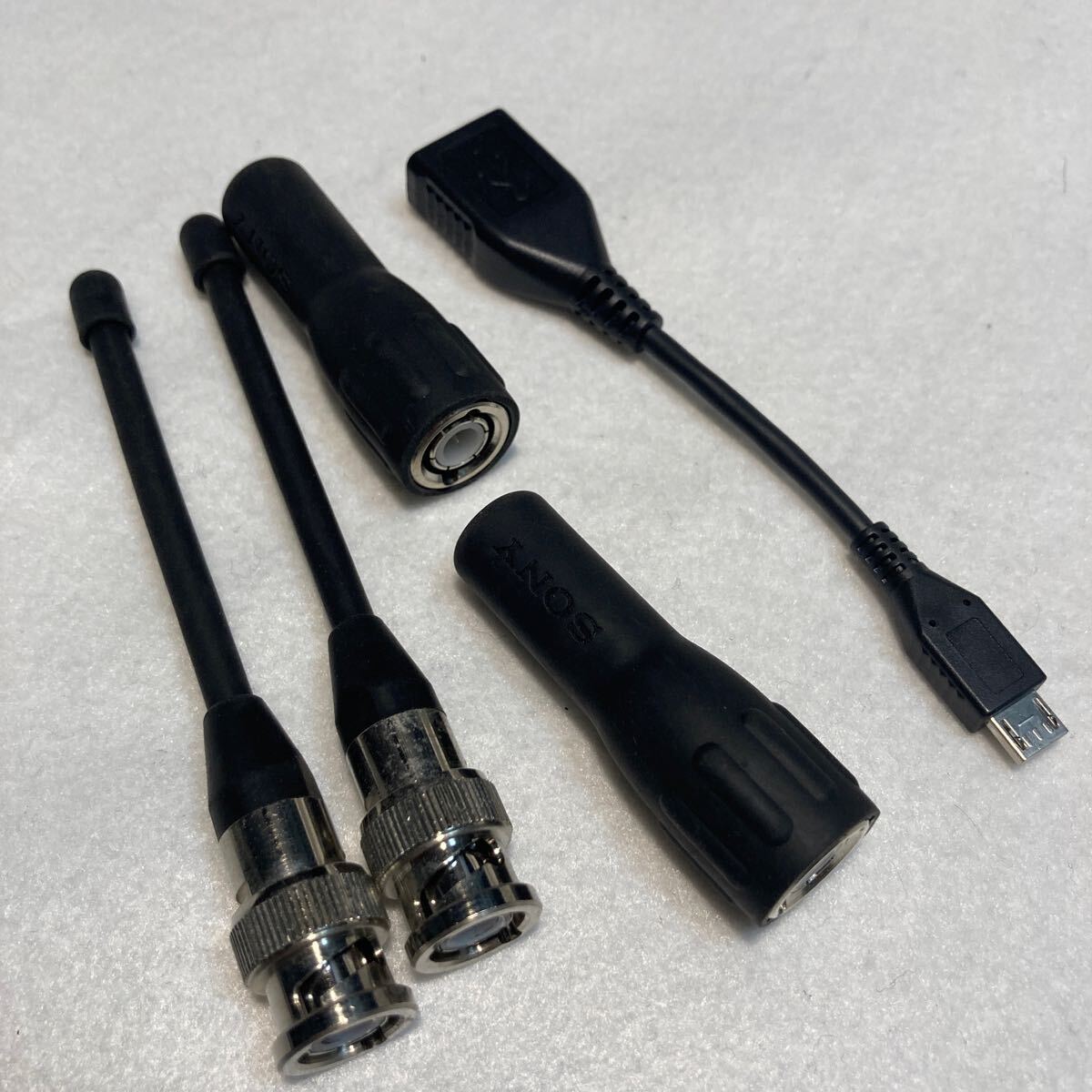 B帯デジタルワイヤレスレシーバーSONY DWR-S01D + DWA-F01D B帯デジタルワイヤレスレシーバーSONY DWR-S01D + DWA-F01D
