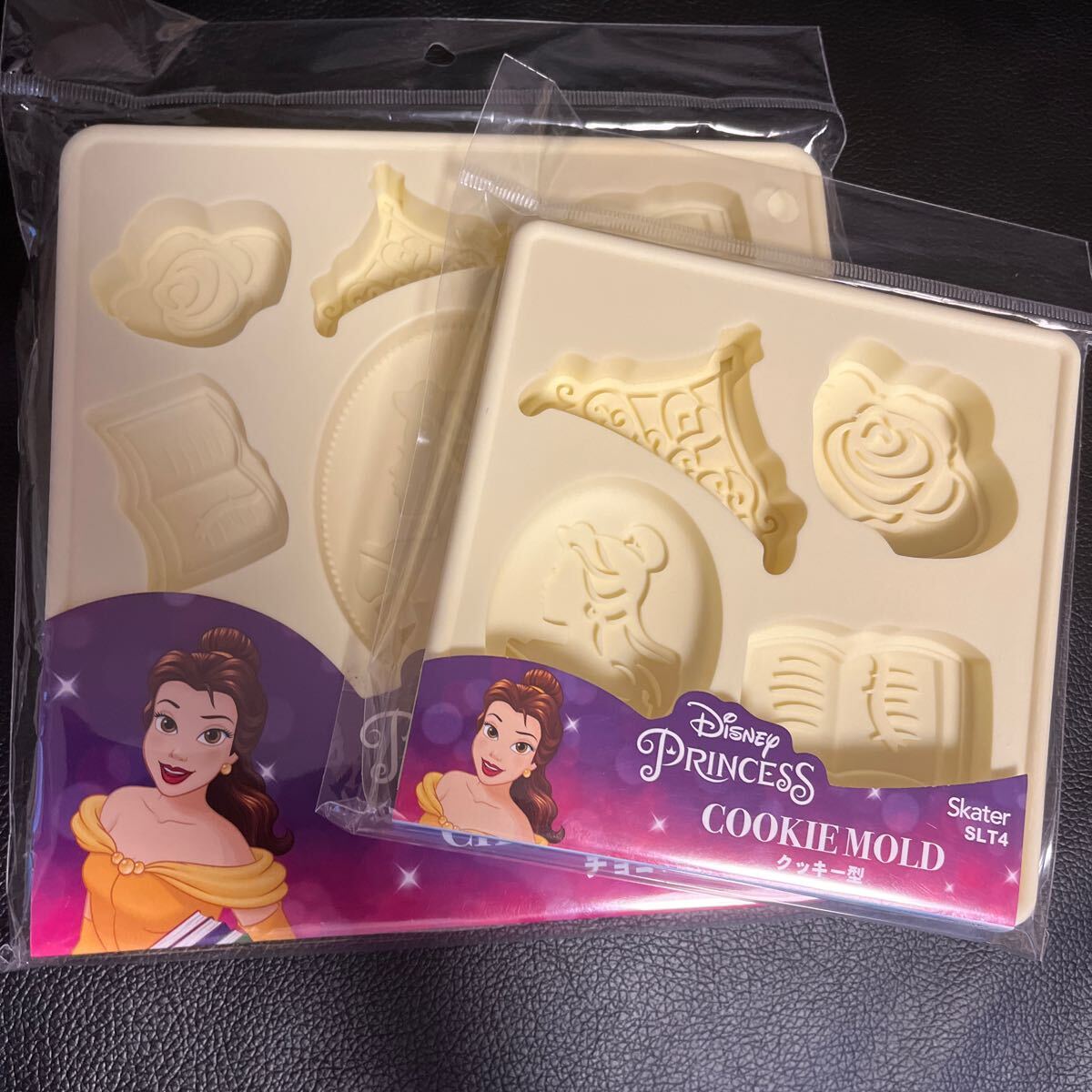 新品 ディズニープリンセス チョコレート型 クッキー型 2点 ベル 美女と野獣 シリコーンゴム 型抜き お菓子作り バレンタイン ホワイトデー_画像1