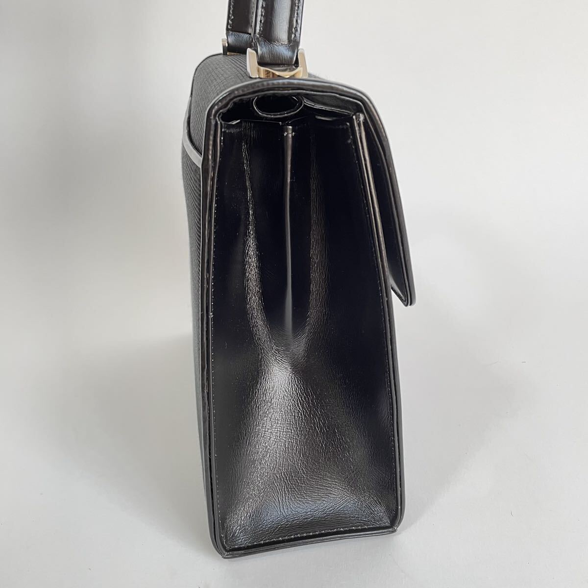 COMTESSE コンテス　ホースヘア　ハンドバッグ　フォーマル　ミラー付き COMTESSE コンテスホースヘアハンドバッグフォーマルミラー付き