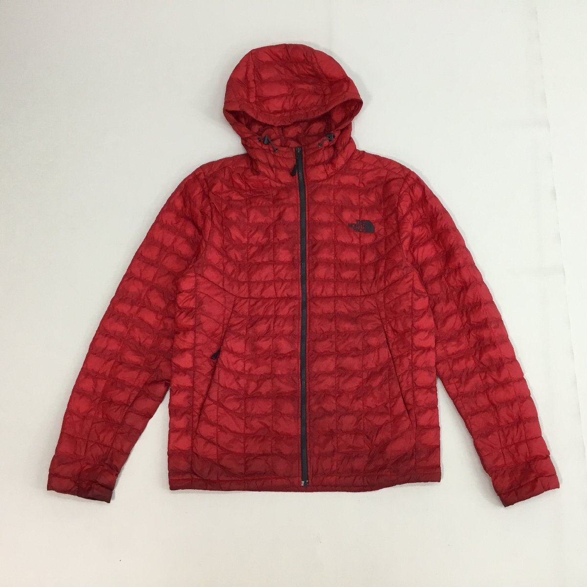 ロゴ フード付きパーカー 赤 ®️AG POUND ユニセックス対応◎ピグメントハート刺繍パーカー[品番