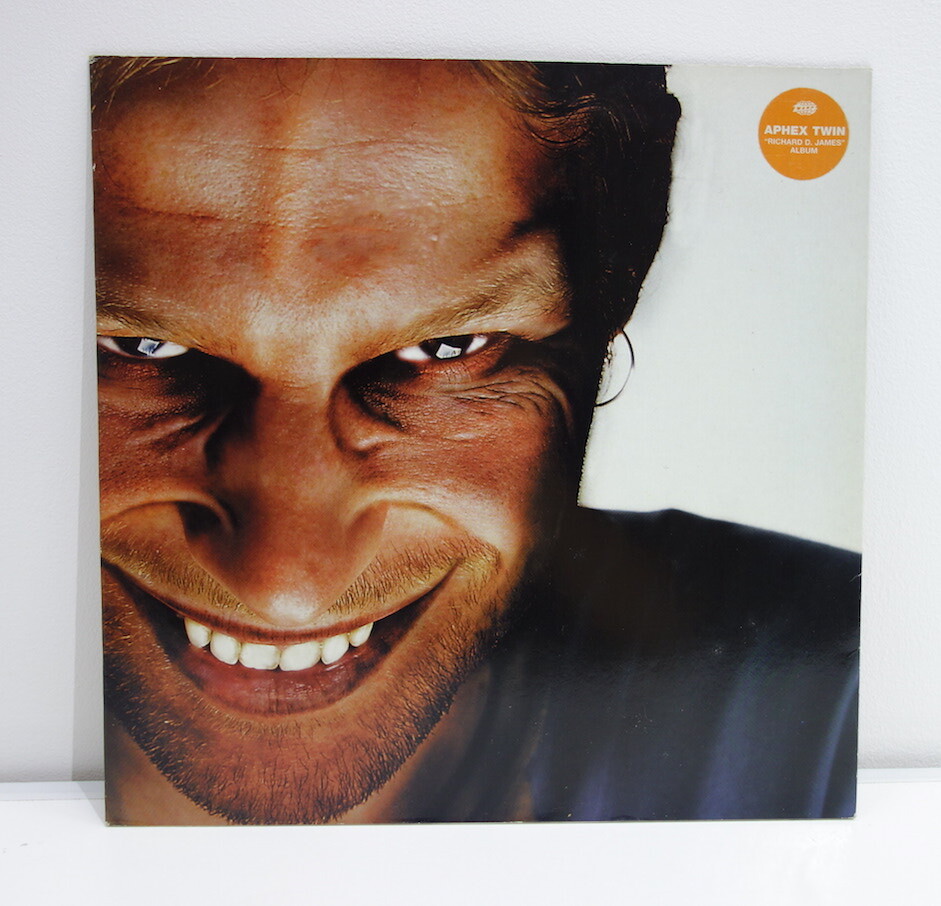 Aphex Twin ぬいぐるみ 未開封　Warp Records Aphex Twinのレアグッズが手に入る! WARP30周年特設サイトが