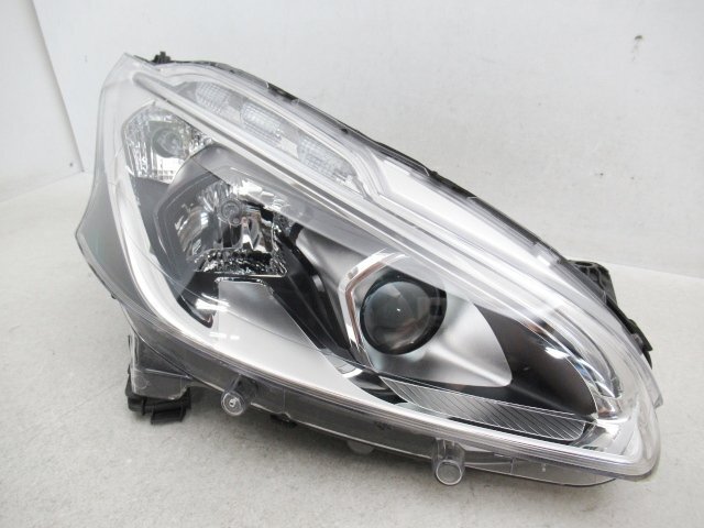【良品】 プジョー 208 A9 后期 純正 右 ヘッドライト ハロゲン 90132557 (n099631)