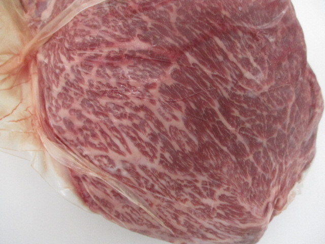 ブランド牛 チルド 黒毛和牛 内もも 小内モモ ヒラカワ 5600g 最高級A5 国産 霜降 ブロック ローストビーフ タタキ ステーキ 焼肉 煮込 雌