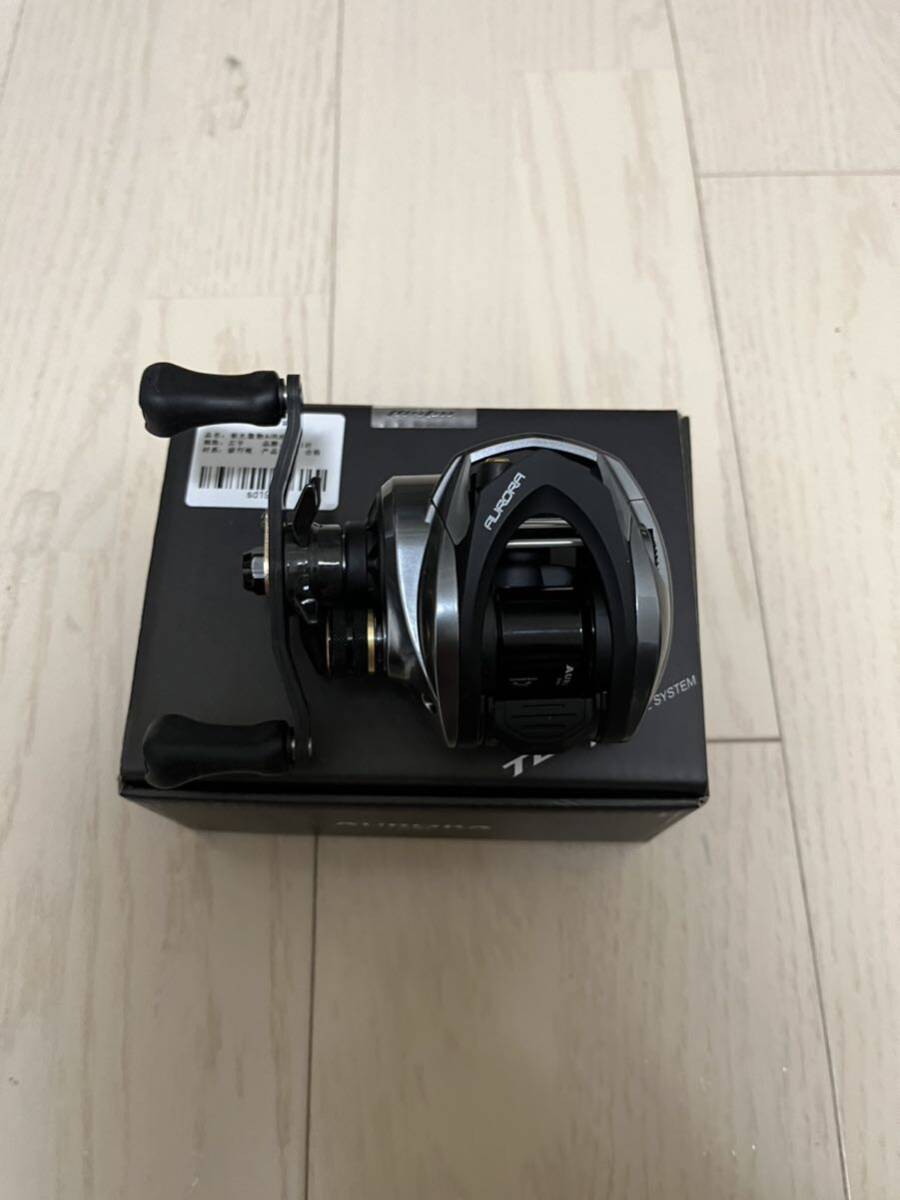 オーロラエアー　新品未使用