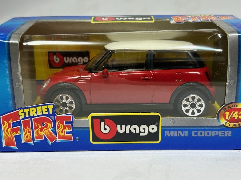 BBurago 1|43 MINI COOPER Mini Cooper BBurago 1|43 MINI COOPER Mini Cooper