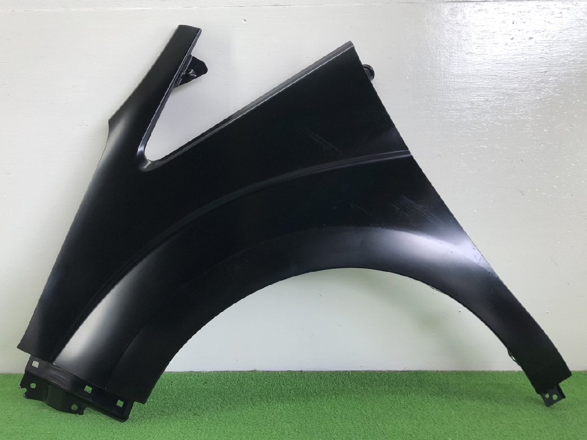82054◇★未使用品★ RP3/RP4/RP5 ステップワゴン/スパーダ 【前期】純正 左フェンダー◇ほ10-7