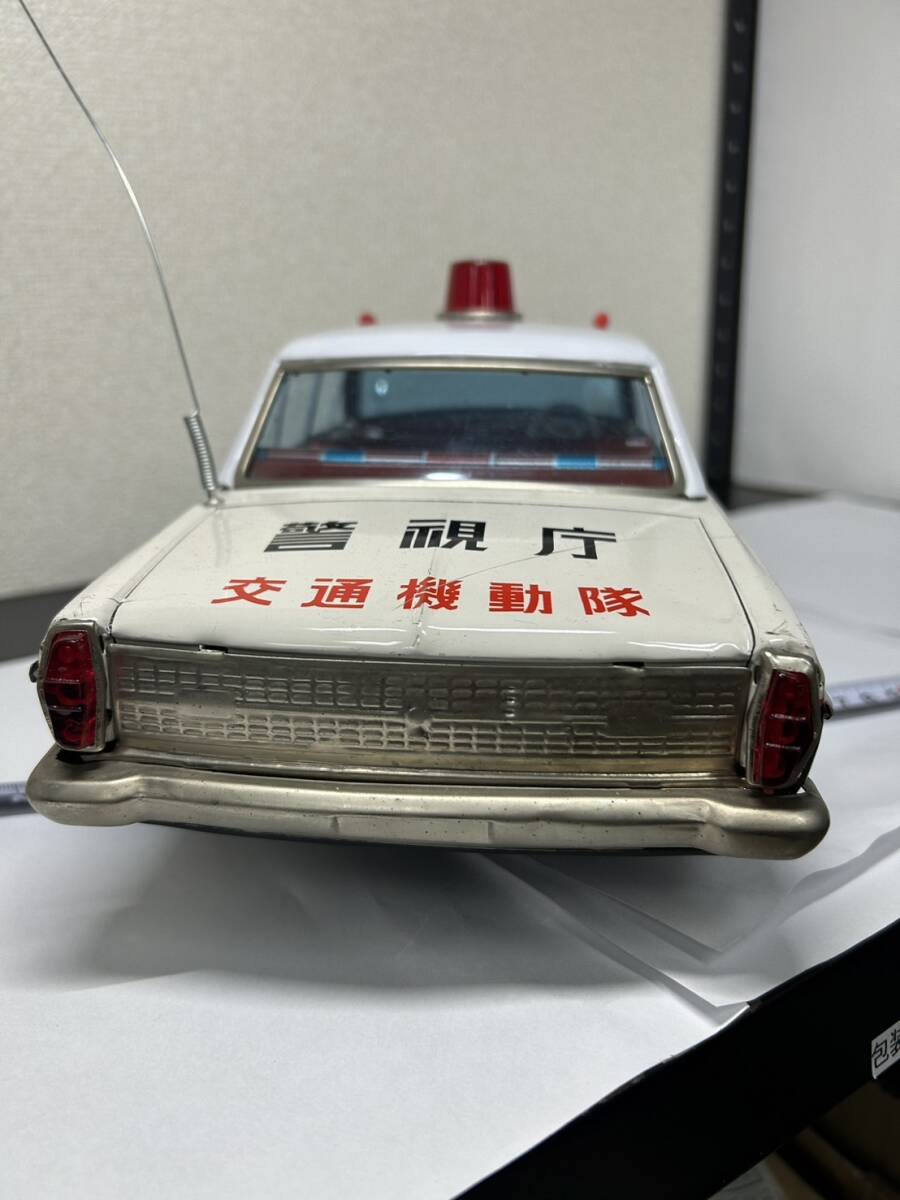 ブリキ パトカー 警視庁 プリンス グロリア ヨネザワ製 MADE IN JAPAN 全長約41㎝ 希少 アンティーク 車 音鳴ります 動きます 可動品(自動車)|売買されたオークション情報、Yahoo!オークション(旧ヤフオク!) の商品情報をアーカイブ公開 - オークファン(aucfan.com) ブリキ パトカー 警視庁 プリンス グロリア ヨネザワ製 MADE IN JAPAN 全長約41㎝ 希少 アンティーク 車 音鳴ります 動きます 可動品(自動車)|売買されたオークション情報、Yahoo!オークション(旧ヤフオク!) の商品情報をアーカイブ公開 - オークファン(aucfan.com)