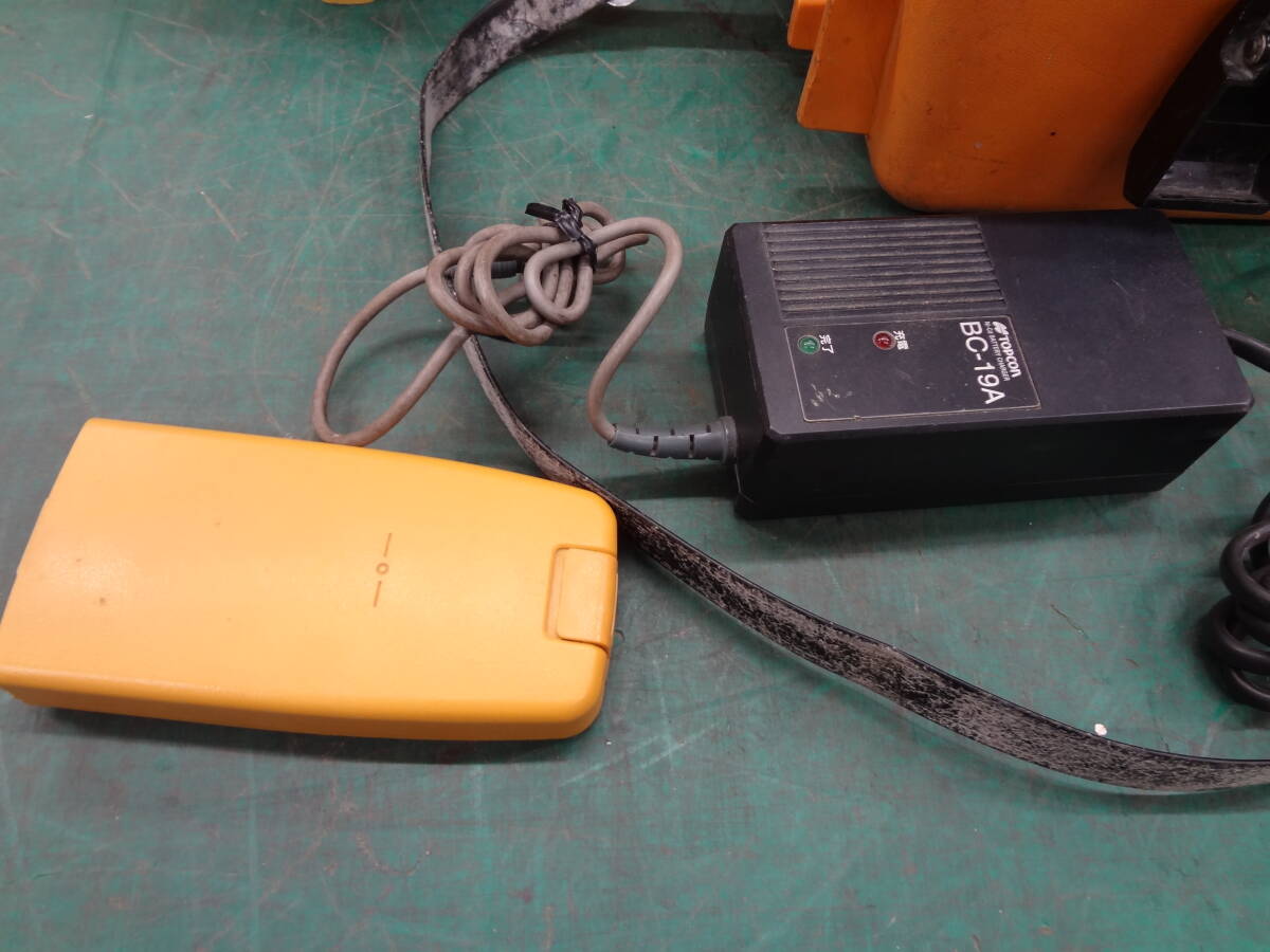 Yahoo!オークション - トプコン トータルステーション CS-102F Yahoo!オークション - トプコン トータルステーション CS-102F