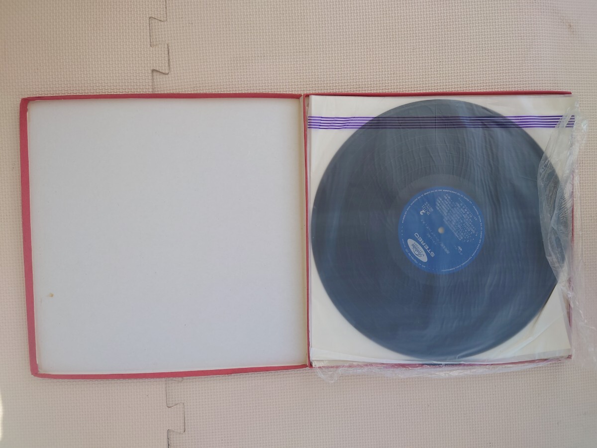 【再生未確認(rèn)】岡崎友紀(jì) LP レコード ゴールデンディスク 私は忘れない 他 レトロ コレクション