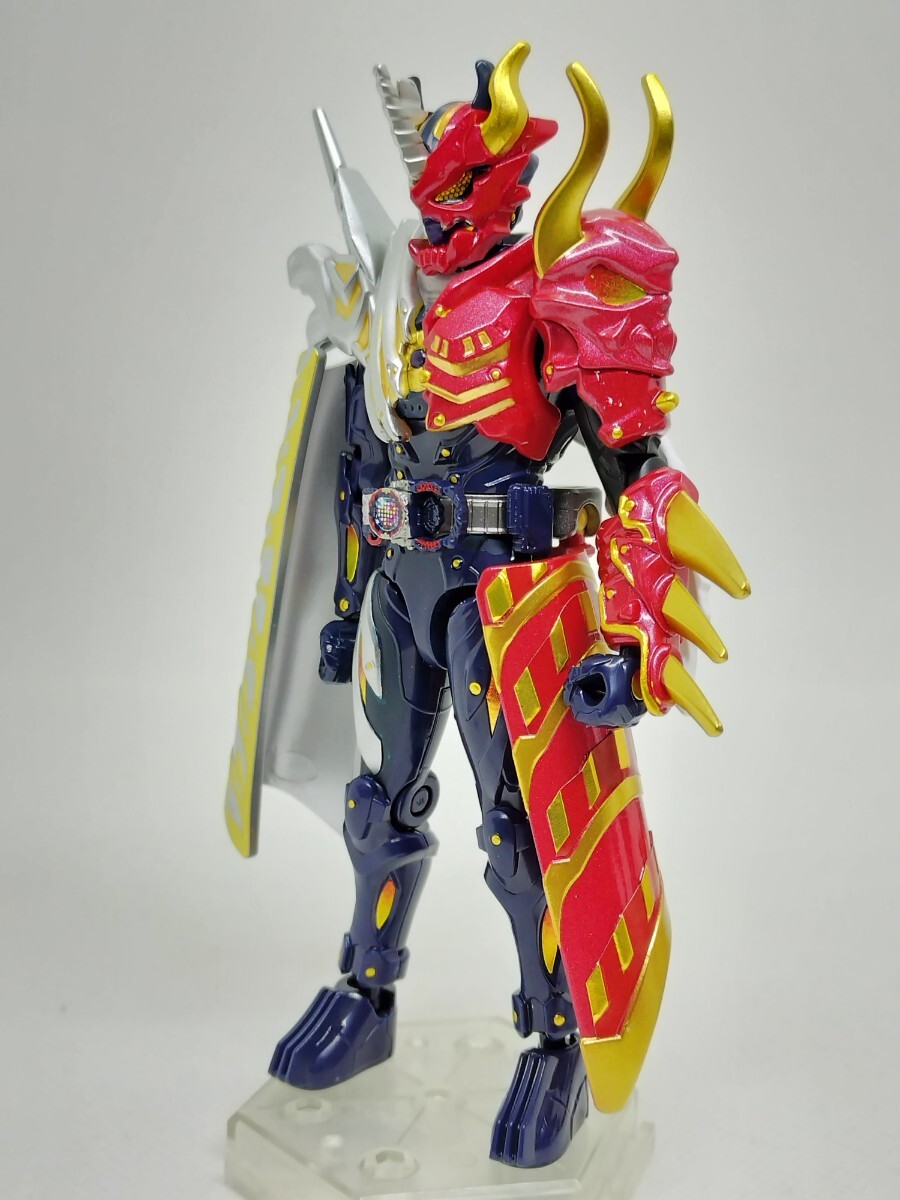 ぶら様専用 塗装完成品 装動 仮面ライダードレッド 参式 壱式