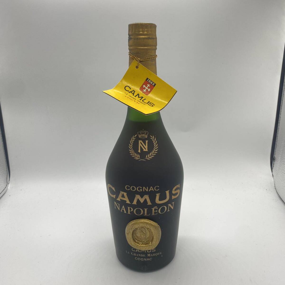 古酒【未開栓】CAMUS/カミュ ナポレオン 樽型 陶器ボトル 箱付き 古酒【未開栓】CAMUS/カミュ ナポレオン 樽型 陶器ボトル 箱付き