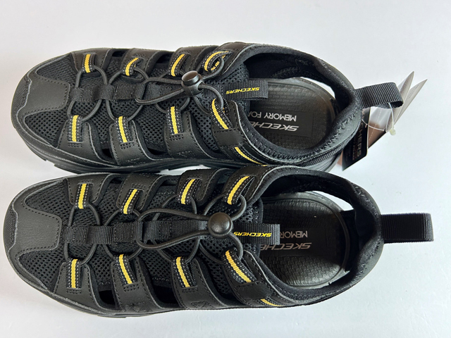 237581-BKYL－ス145【11990円】26cm　スケッチャーズ　SKECHERS D'LUX TREKKER SANDAL - UMBAGOG　メンズサンダル