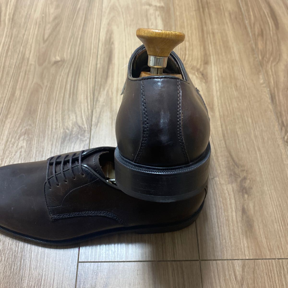 新品 100%本革 ZARA 外羽根 プレーントゥシューズ 28 5cm 44 新品 100%本革 ZARA 外羽根 プレーントゥシューズ 28 5cm 44